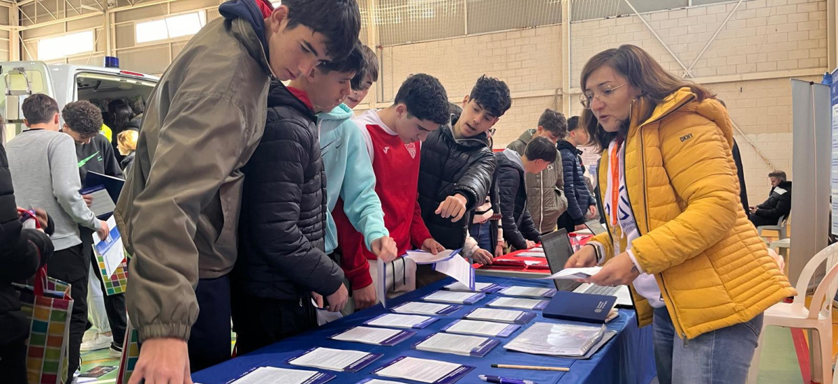 Imagen La UPCT lleva su oferta educativa a FORMAMUR 2025